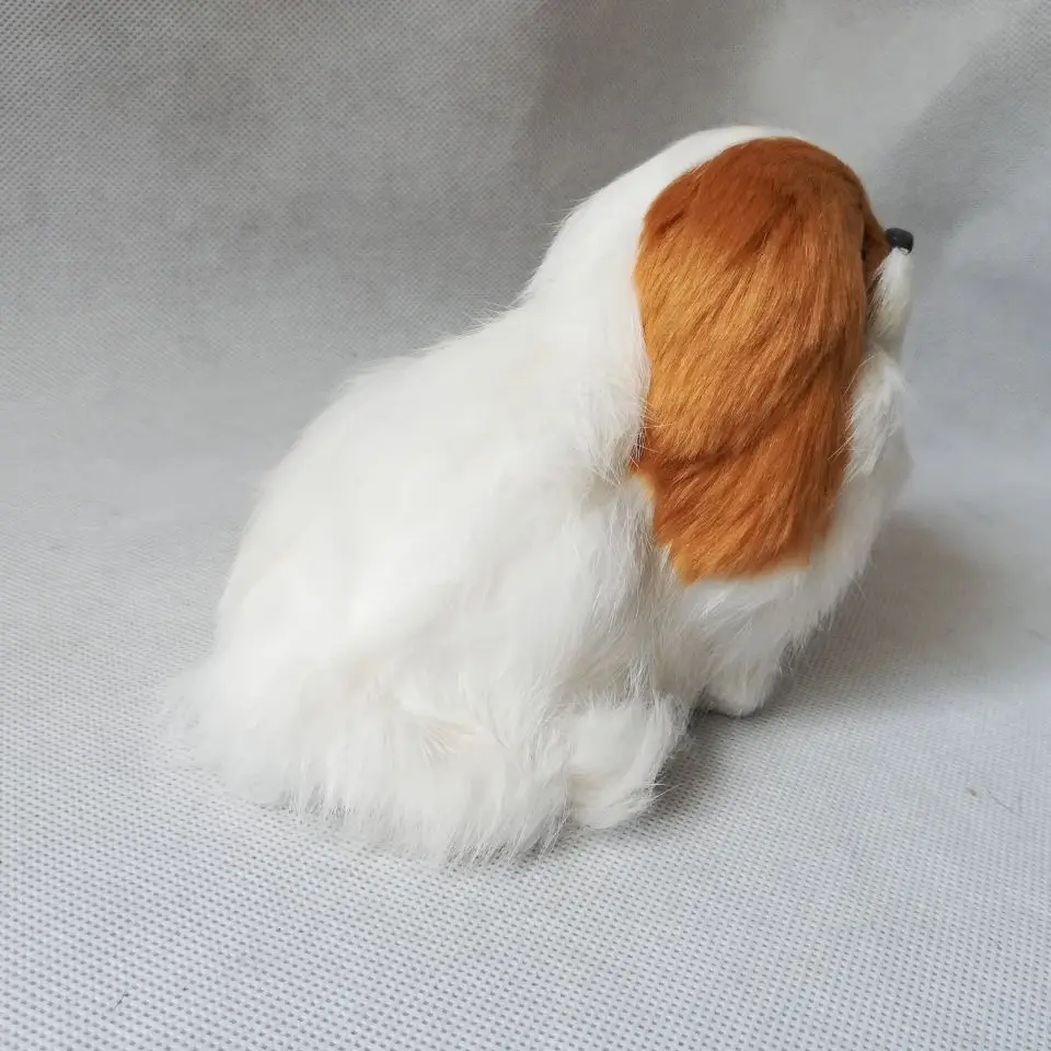 Реальная жизнь игрушка приседание Пекинская модель пластик &amp мех собака около