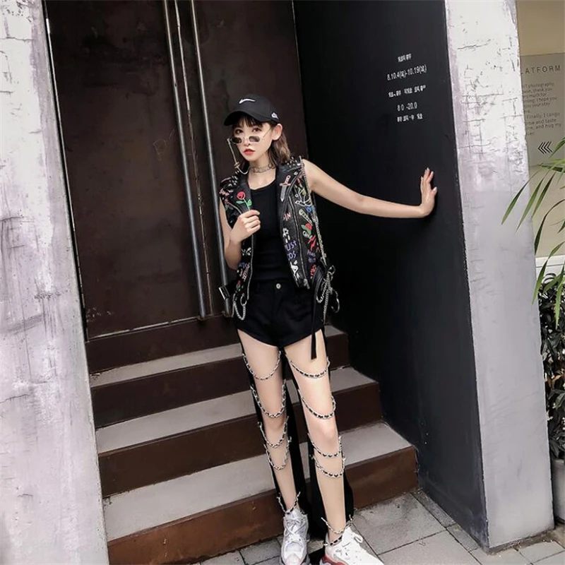 Женская кожаная куртка без рукавов с принтом граффити панк-рок кожа заклепками