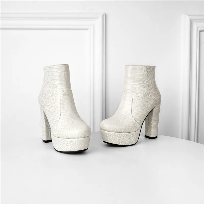 

MoonMeek big size 34-43 fashion ankle boots for women round toe ladies boots thick high heels winter platform boots women 2020