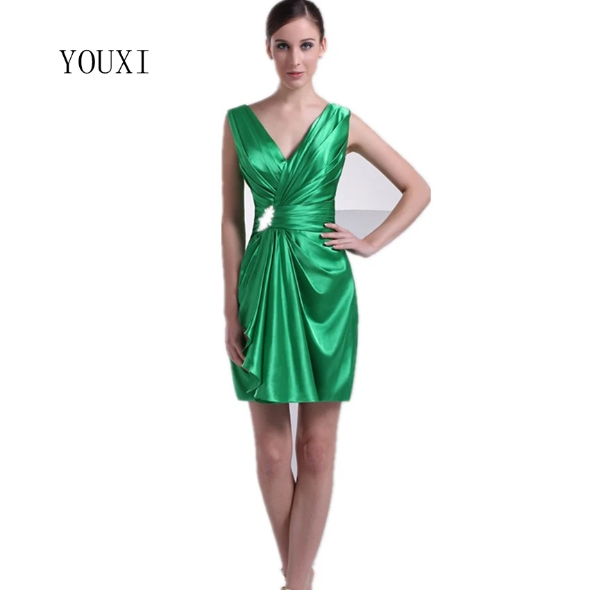 

2019 New V-Neck Green Short Prom Dresses Beaded Crystal Cocktail Party Dress