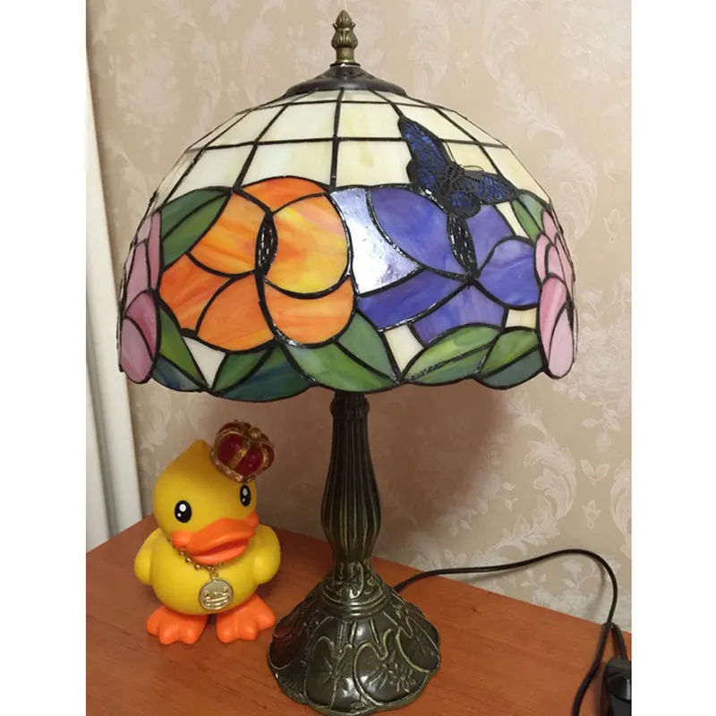Прикроватная лампа Тиффани в европейском стиле 30 см креативные настольные лампы