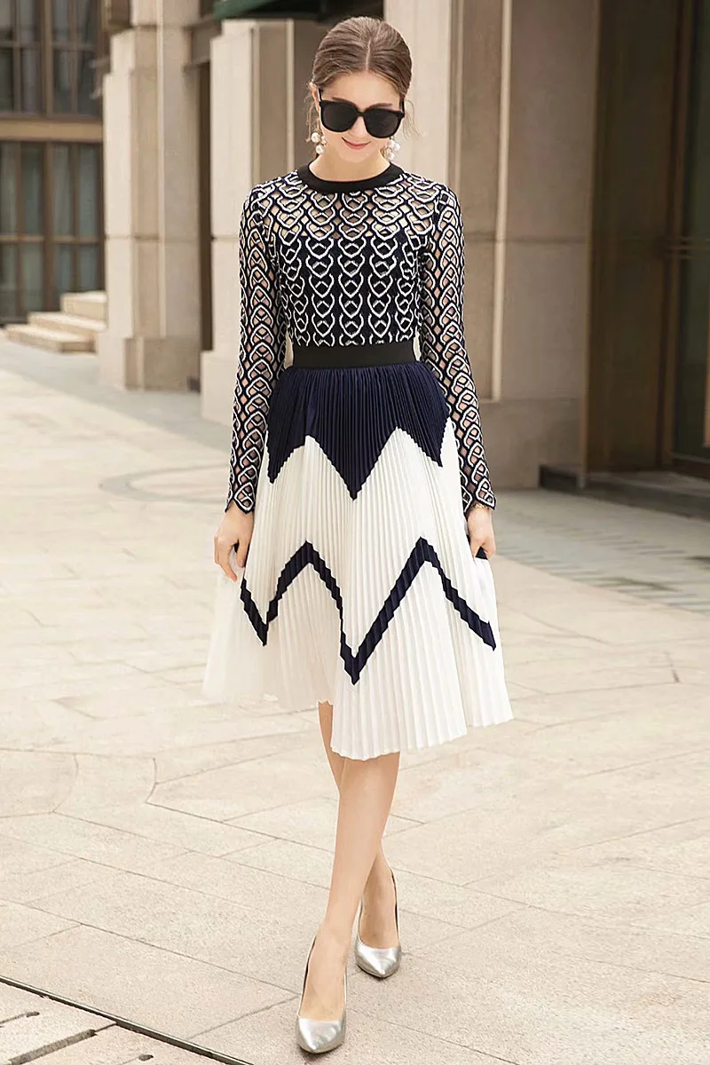 

Pleated Hollow Out Runway Designer High Quality New Women'S Fashion Party Work Sexy Vintage Elegant Chic Lace Long Sleeve Dress