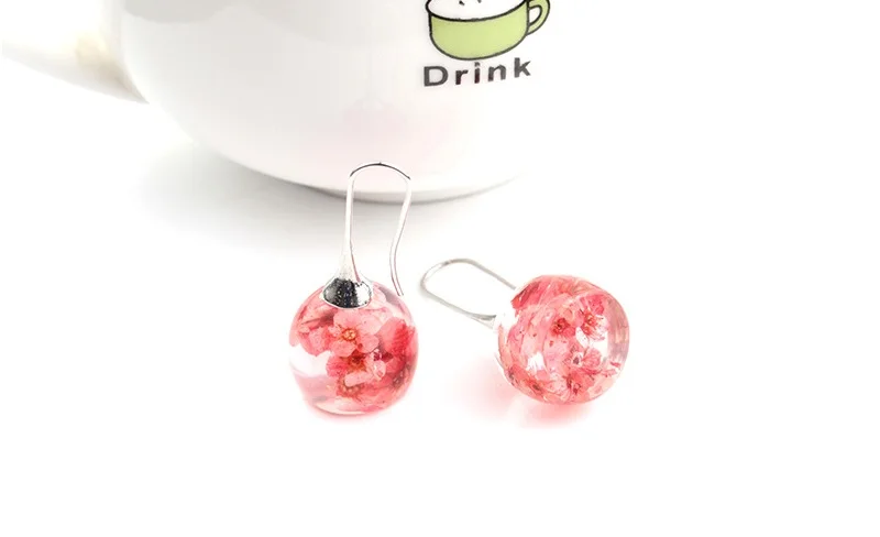 New creative Real Blossom Earrings Flowers In Resin Spheres Silvers ox Earwires Big Gift For Her | Украшения и аксессуары