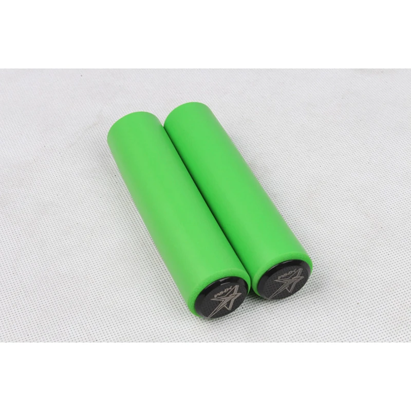 green Велосипед Ultraight пены высокой плотности силиконовая губчатая ручка на руль велосипеда для горного дорожного велосипеда противоскользящая амортизирующая супер мягкая - Цвет: green