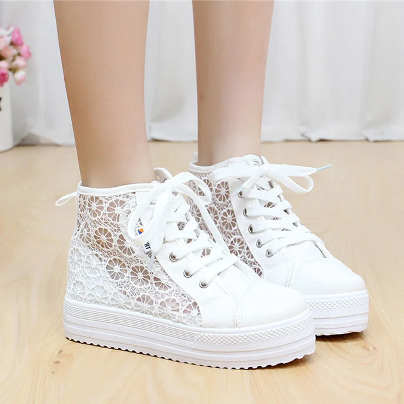 Новинка Женские парусиновые туфли с вырезами и цветочным принтом Дышащие