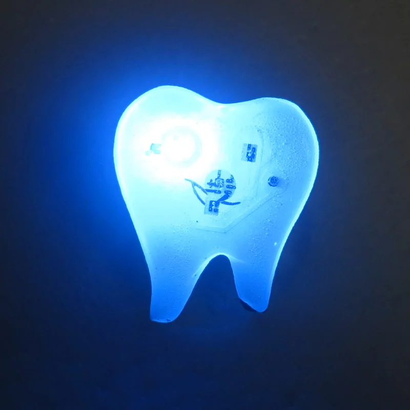 Стоматологический значок simle стоматологическая клиника подарок тип зуба