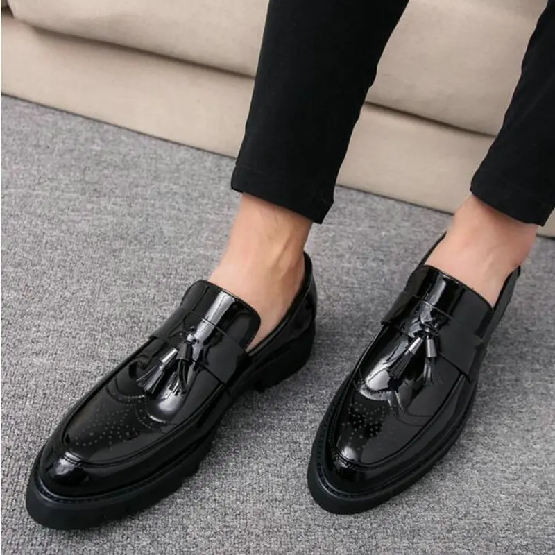 Мужские черные кожаные мокасины с кисточками Мужская кожаная обувь золотого и