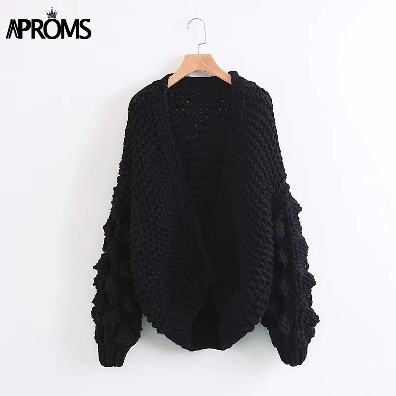 Aproms, женские кардиганы с помпонами, Зимний вязаный свитер ручной работы, осень, толстая вязаная Повседневная Верхняя одежда с рукавами-фонариками, теплые пальто - Цвет: Черный