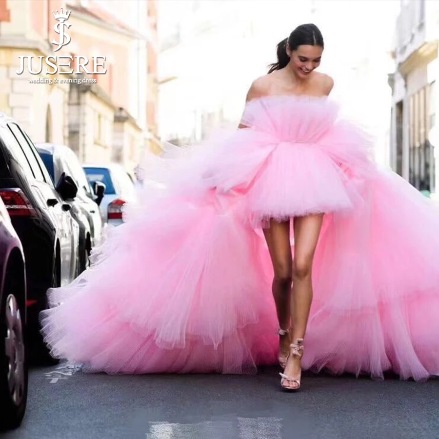 Женское вечернее платье с низким вырезом розовое Тюлевое длинным шлейфом без