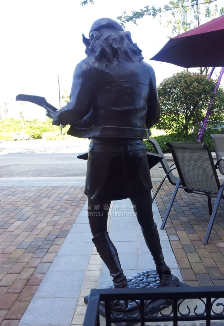City sculpture female electric guitar music figure bronze statue of Craft Hotel decoration outdoor decor | Дом и сад