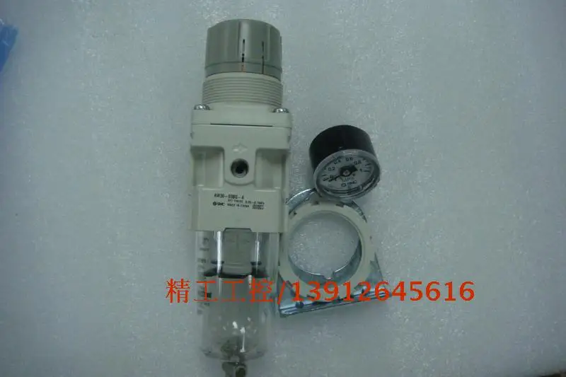 

[SA] Positive! SMC new original filter pressure relief valve AW30-03BG-A with carrier with the goods in kind