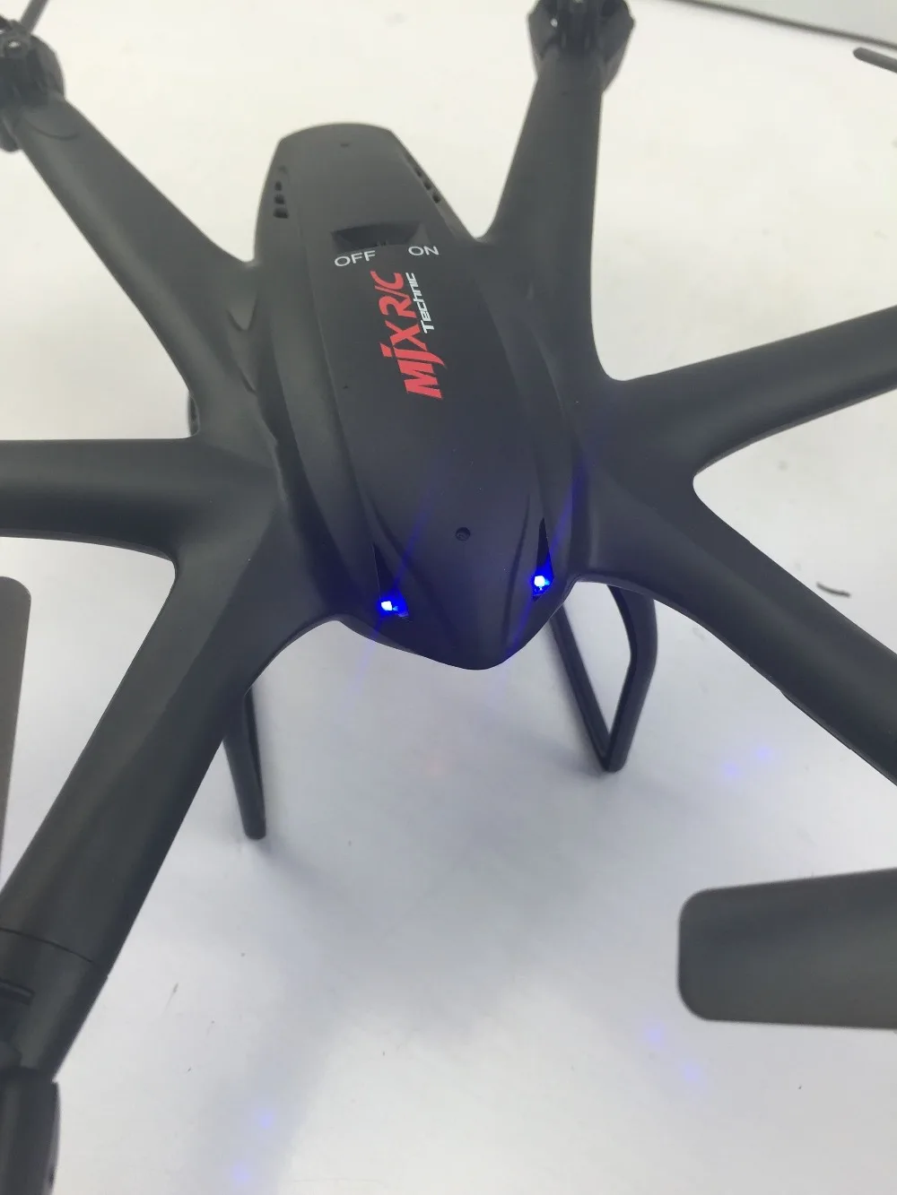 Квадрокоптер Dattery MJX X600 2 4G Радиоуправляемый вертолет 6 осевая камера C4005 (FPV) Wi Fi 2015