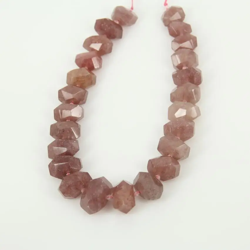 Цельная нитка натуральный клубничный кварц граненый самоцвет вырезанные