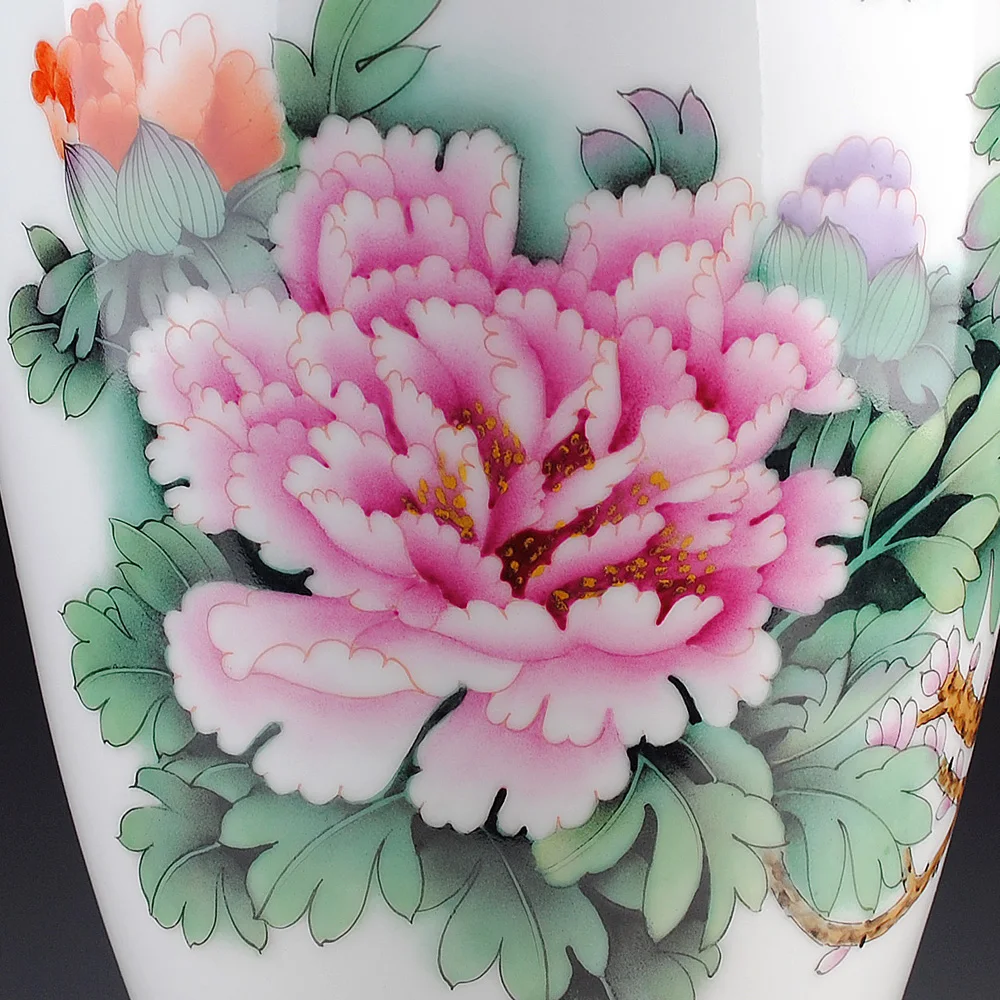 

Jingdezhen Ceramics Hand-painted pastel peony vase Peng Xiao qing famous blossoming fishtail