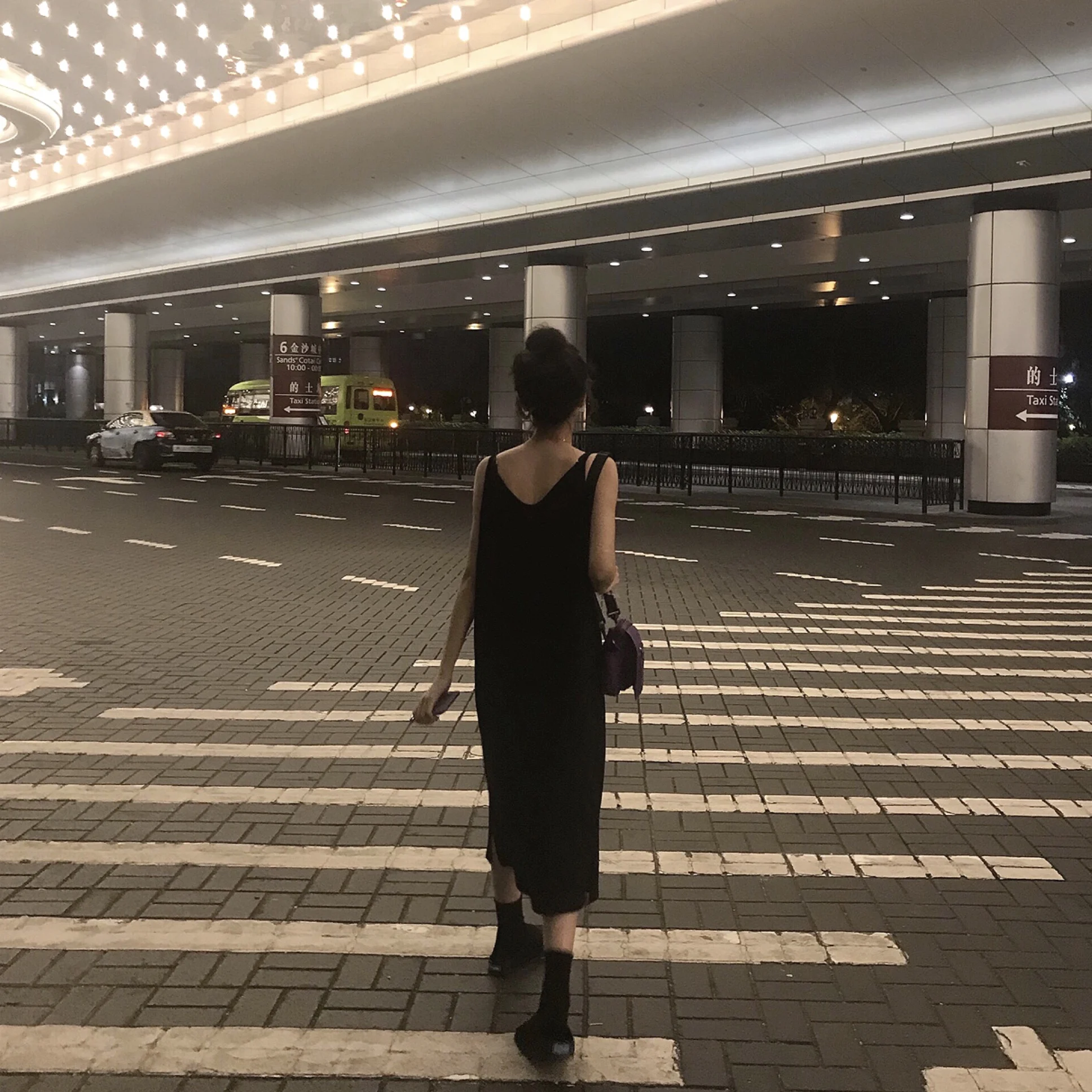 Hong Kong Wind Loose Medium-long Sleeveless V-collar Pure Colour Open-forked Dresses With Suspended Vest Inside | Женская одежда