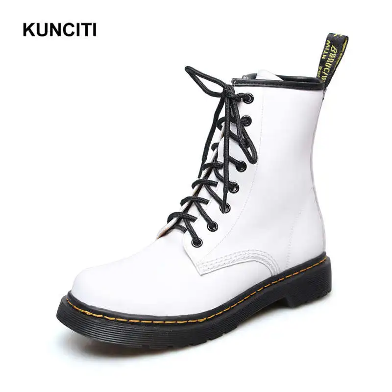 White KUNCITI/женские ботильоны на шнуровке; Ботинки martin из натуральной кожи; цвет белый, черный; зимняя женская обувь для верховой езды с круглым носком на низком каблуке; D903 - Цвет: White