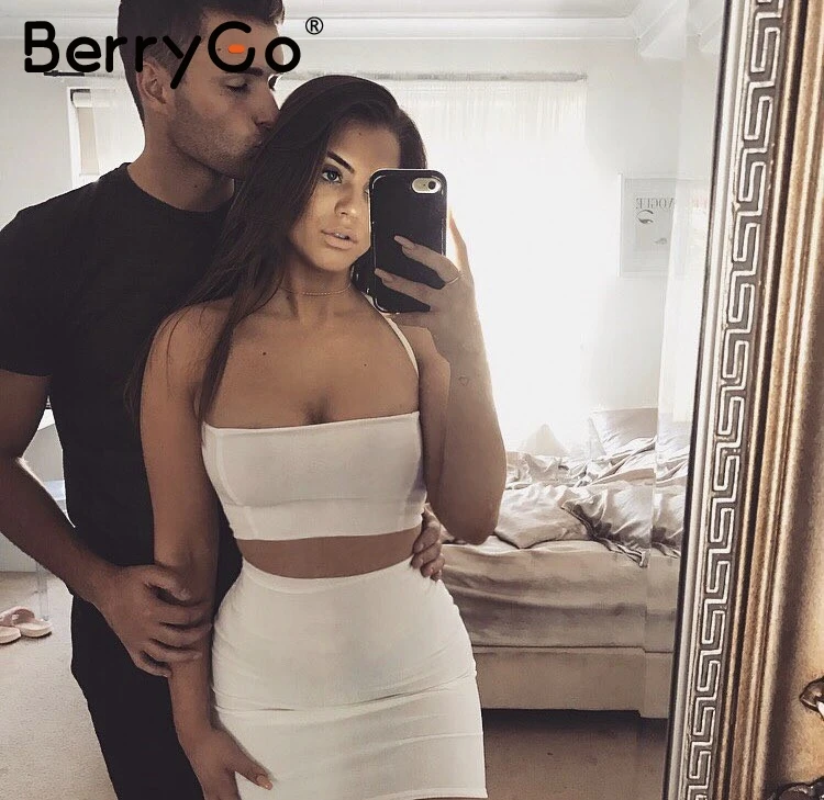 BerryGo сзади на шнуровке пикантные Холтер Женщины платье из двух частей