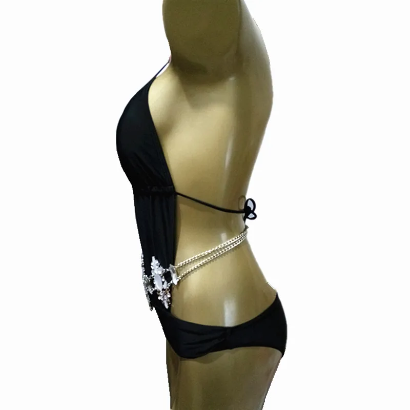 Сексуальный женский слитный купальник со стразами и лямкой на шее разразразы