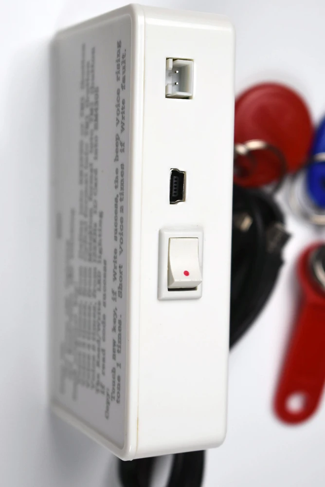 Ds90a TM iButton копир и 125 кГц RFID считыватель писатель+ 2 шт RW1990 пустые карты+ 2 шт 125kz EM4305 брелоки