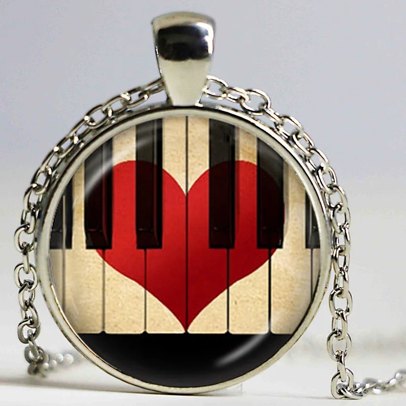 Винтажное черно белое ожерелье с клавиатурой ювелирные изделия простыней