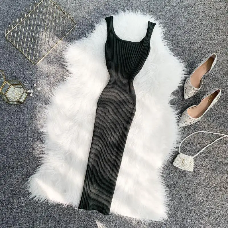 Женское трикотажное платье ALPHALMODA обтягивающее однотонное базовое короткое