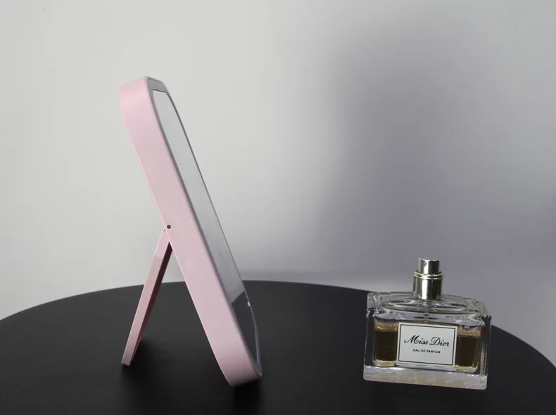 Косметическое зеркало со светодиодами косметическое с сенсорным диммером