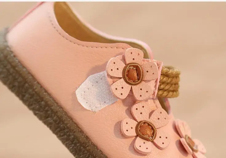 

Princess shoes female 2019 spring new children's shoes cute flowers soft bottom elastic belt small shoes wild single shoes