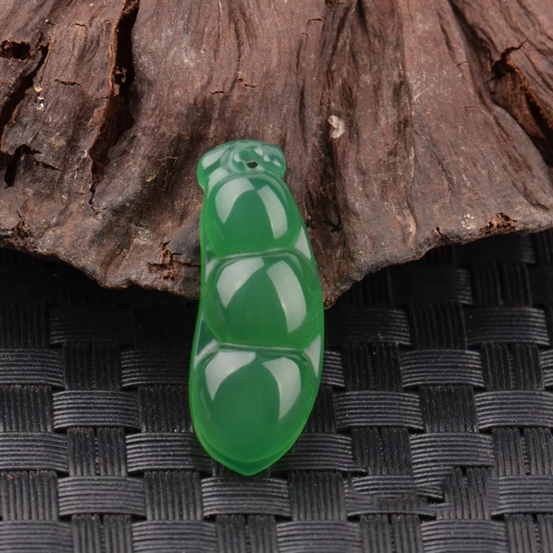 

KYSZDL Natural Brazil yellew chalcedony Fu Beans pendant Green crystal pendant necklace fashion jewelry wholesale free rope