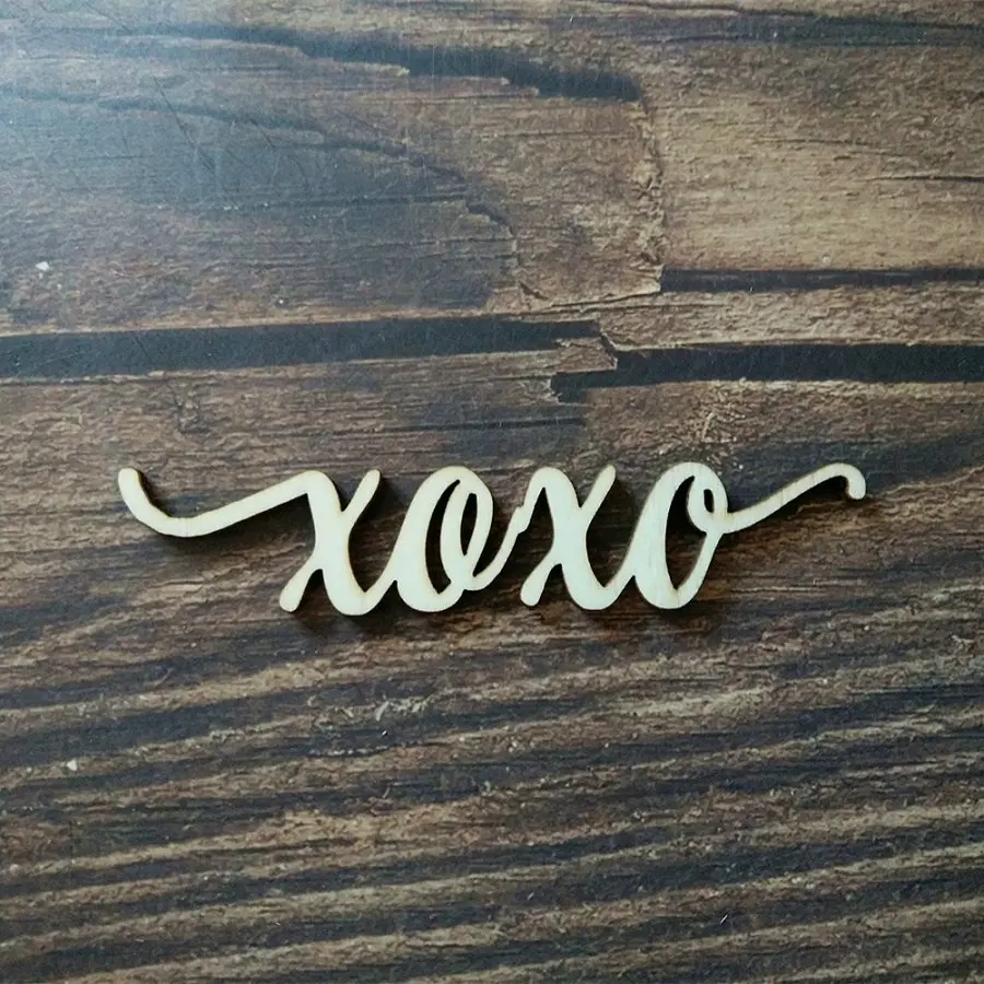 10 шт. деревенский сладкий слово Charlie Script деревянный знак лазерная резка деревянные знаки художественная галерея настенная вывеска Искусство ремесло - Цвет: Xoxo