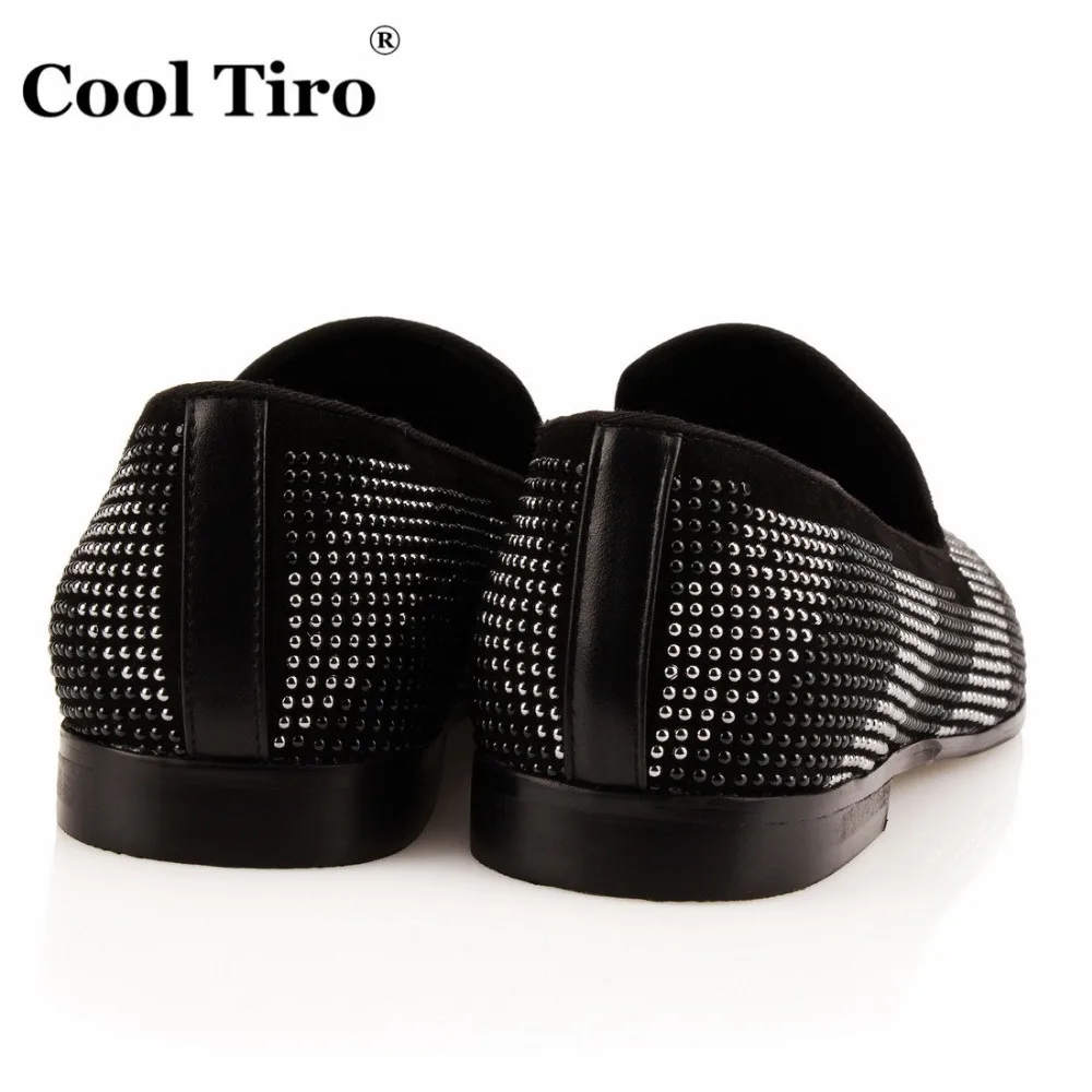 Мужские мокасины в полоску с геометрическим рисунком черные замшевые