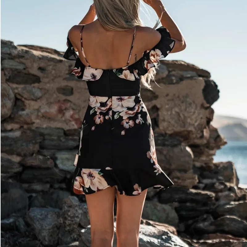 Женское платье с v образным вырезом и принтом на бретельках удобное шифоновое