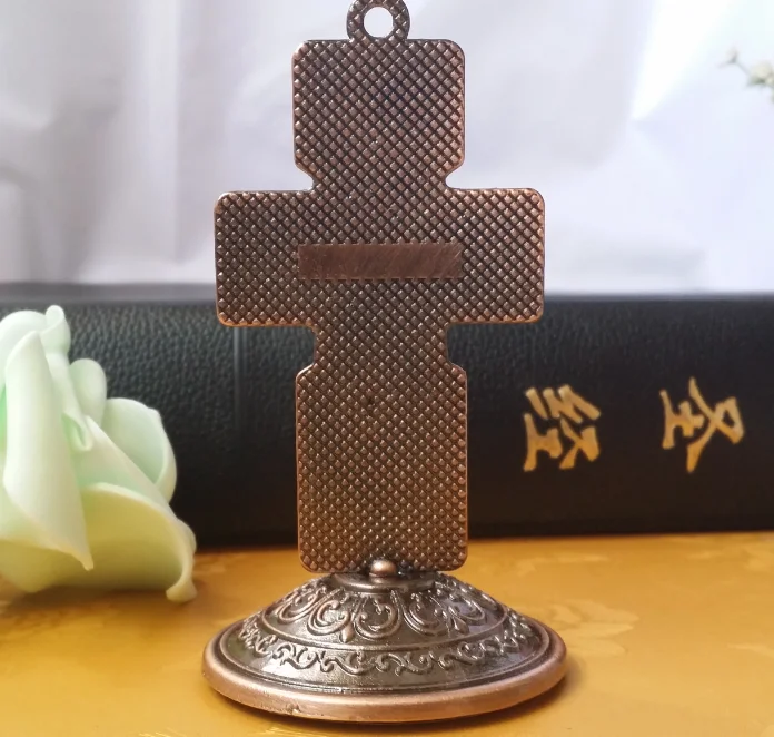 Boutique European Classical Jesus Cross Statue Special Car Travel Decoration | Дом и сад