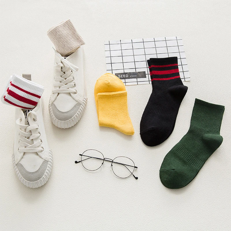 Женские на осень зиму одноцветные хлопковые носки удобные мягкие моды в полоску