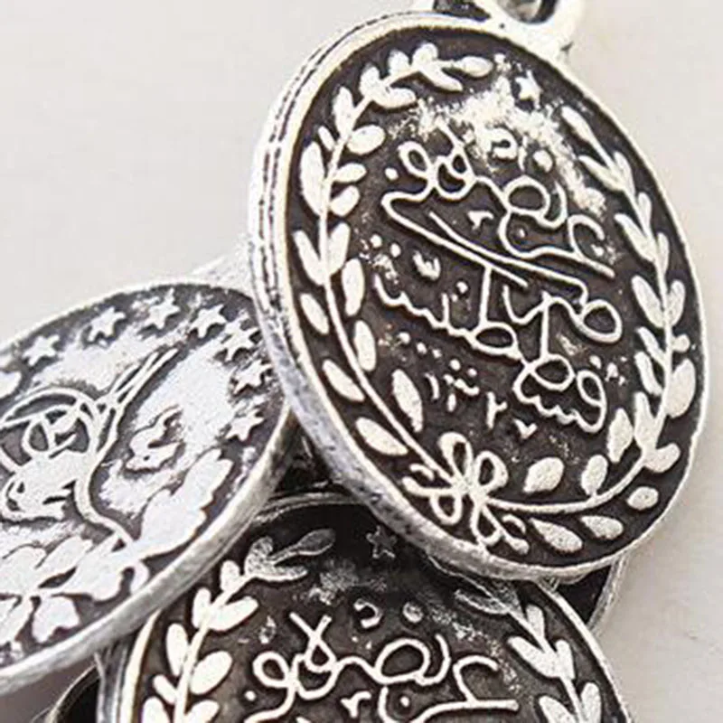 Нильсен Для женщин Серьги диких ретро маленькие круглые карты наборный ухо