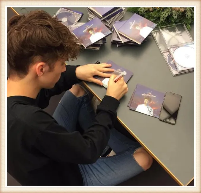 Troye sivan autographed оригинал подписанный с pen2016 голубой альбом соседства CD американская