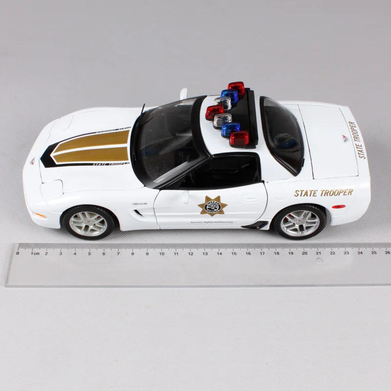 Белый автомобиль Maisto 1:18 corvette z06 литой под давлением драгоценный модель для сбора