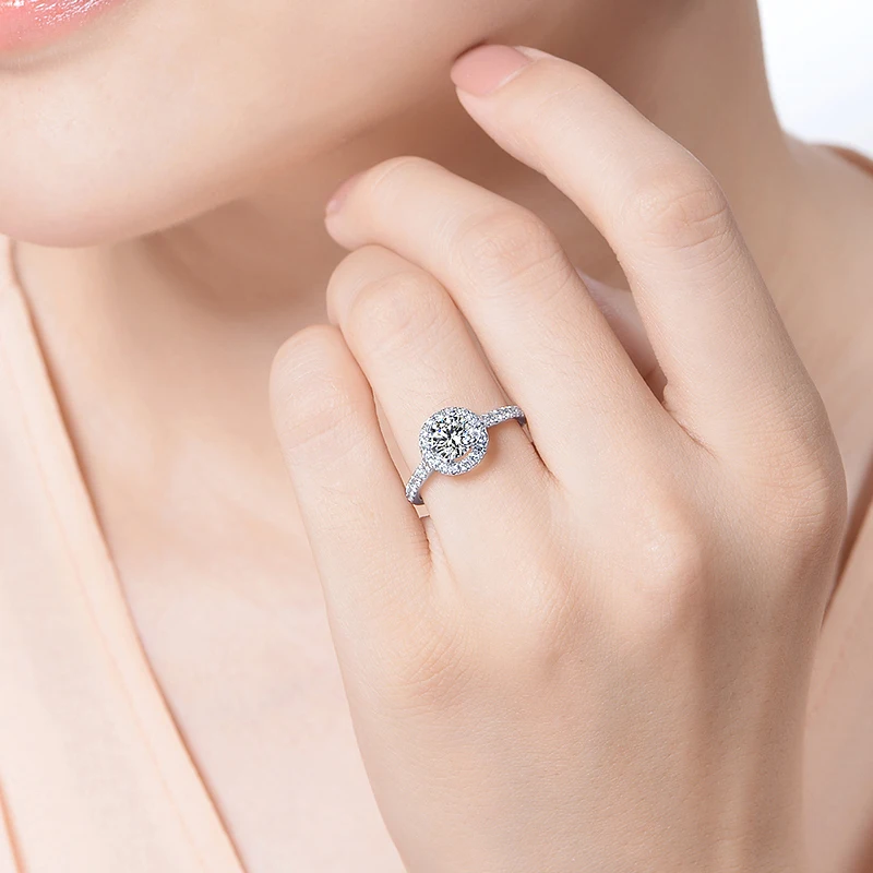 Однотонный комплект из 18-каратного белого золота для помолвки и невесты 1 карат 6 5