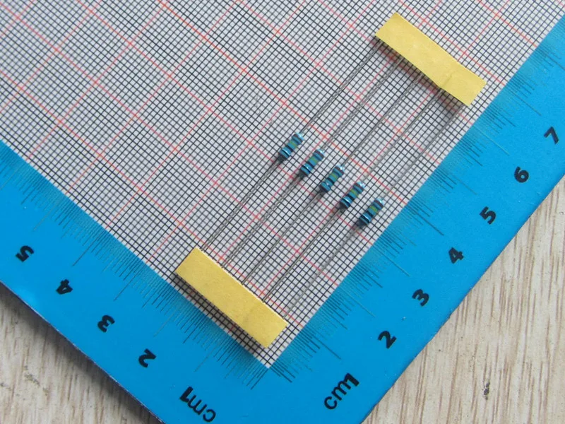 

Free Shipping with tracking number brand new 100pcs 1.5R 3W DIP Resistors Colored ring 3W 1.5ohm 1% Metal Film Resistor