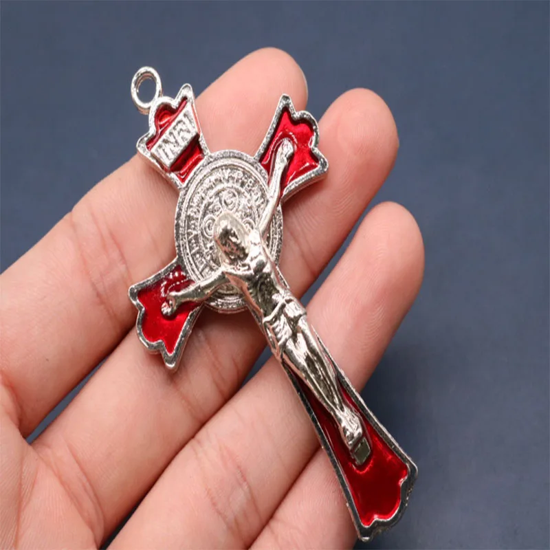 20 шт. Красочная эмаль silverJesus распятие двойная затяжка кресты амулеты инри святой Бенедикт крестик подвесной кулон ожерелье - Окраска металла: red