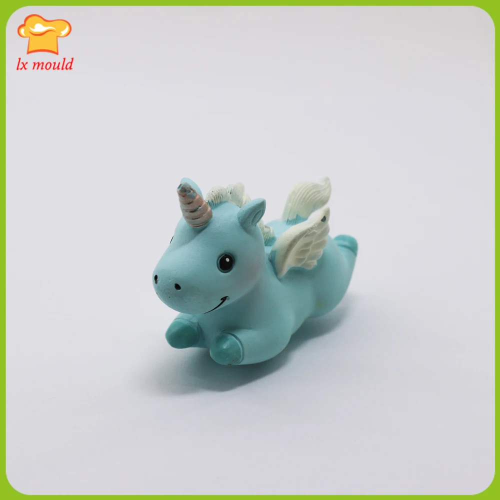 

3D Pegasus Unicorn Mould DIY Wedding Festival Birthday Decoration Silicon Mold Aromatherapy Gypsum Molds