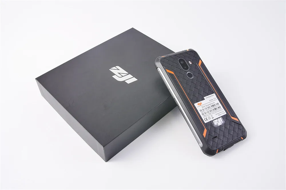 HOMTOM ZOJI Z33 смартфон IP68 Водонепроницаемый MT6739 1,5 GHZ 3GB 32GB 4600mAh 5,8" Dual sim Android 8,1 OTA OTG Мобильный телефон с функцией распознавания лица