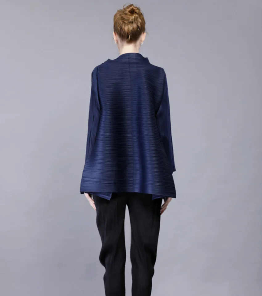 

Changpleat 2017 Women's basic jacket Coat Miyak Pleated design loose Black Single-breasted Coat For women Plus Size