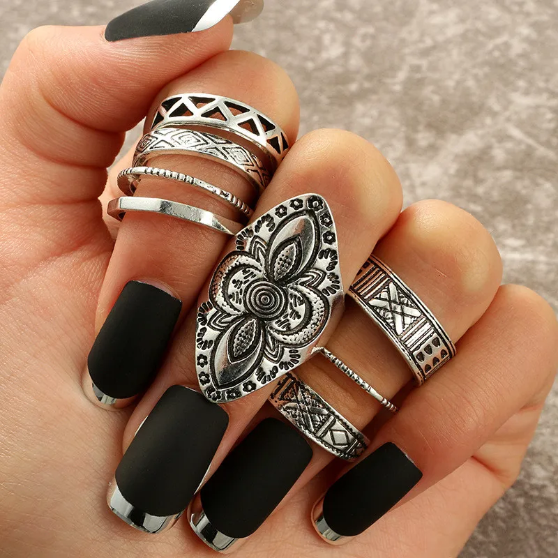 

Charm Moon Star Shape Full Rhinestone Ring Set Vintage Flower Heart Ancient Silver Color Women Wedding Gift Creative Jewelry