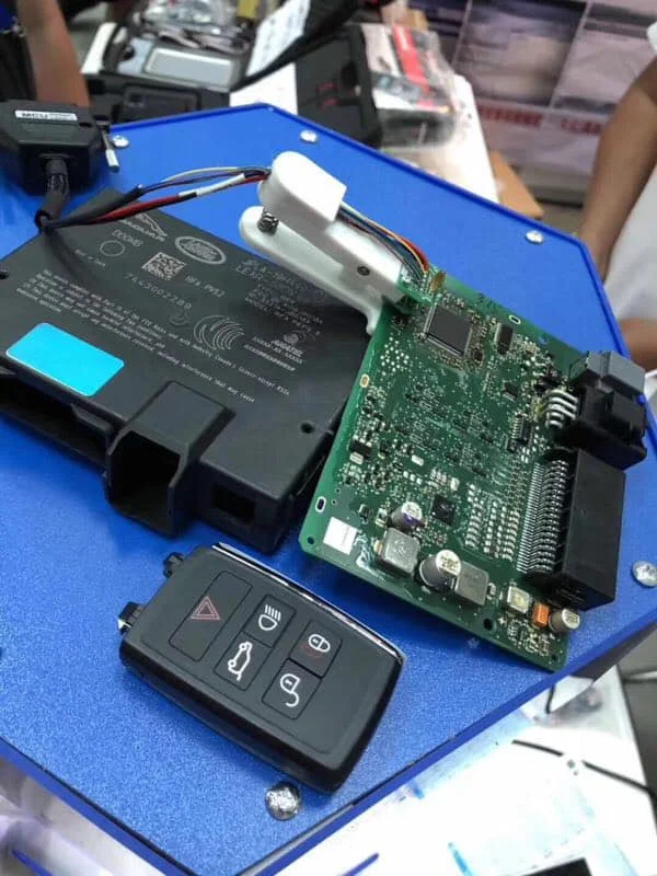 Xhorse адаптер для Land Rover KVM для VVDI Prog без пайки
