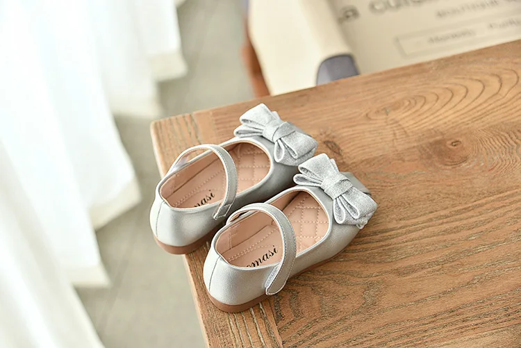 Autumn New Kids Shoes Children leather Princess Shoes For Wedding Baby Girls Party Shoes 1-6 Year Old Golden Silver Black