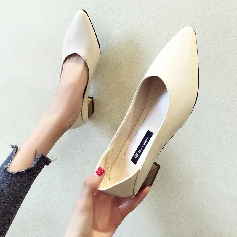 2019 fashion trend Korean version of the wild low with shallow mouth pointed small fresh girl thick high heels | Обувь