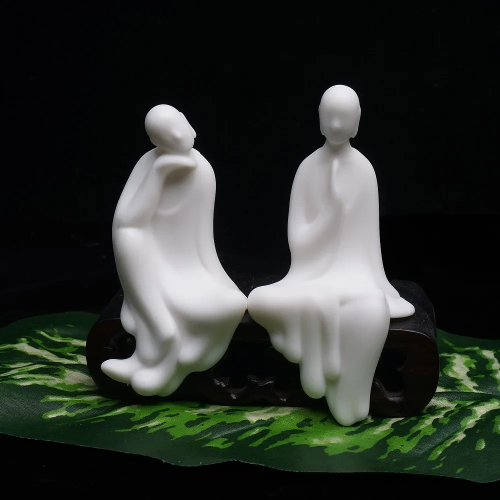 

Chinese White jade ceramic figurines Buddha statues ornaments porcelain Home Furnishing decoration monk homedecor