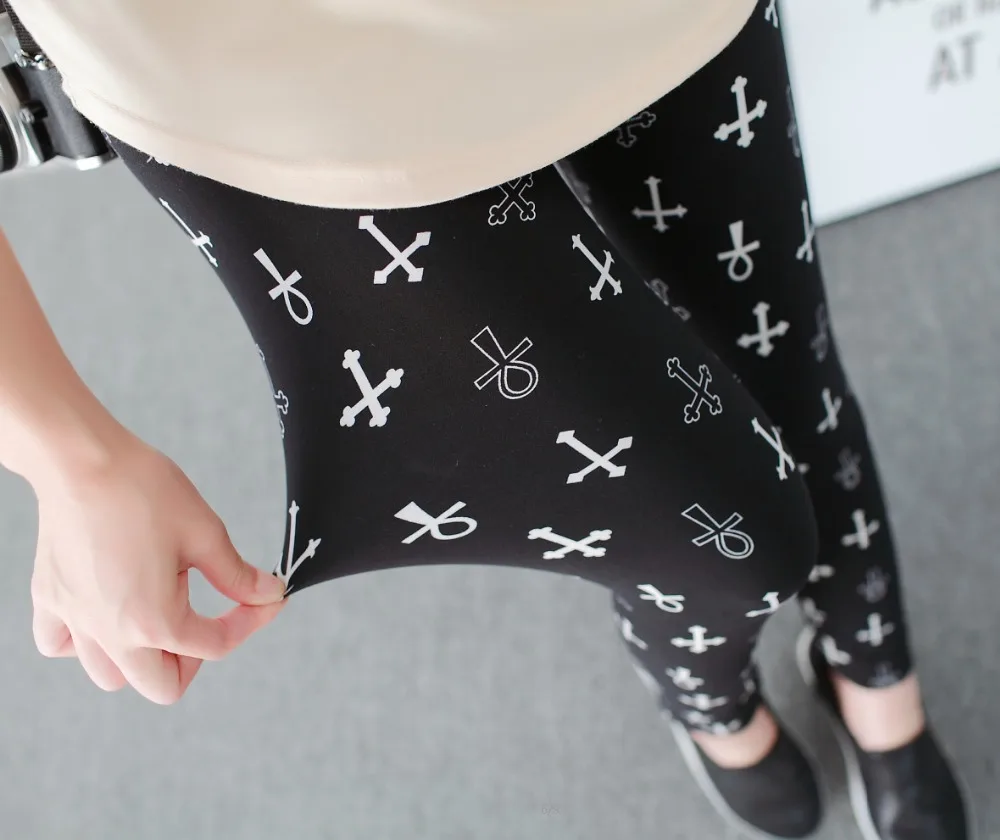 

2019 Fashion Spring Summer Women Black Milk Thin Stretch Leggings Colored Stars Graffiti Sporting Slim Skinny Fitness Woman Pant