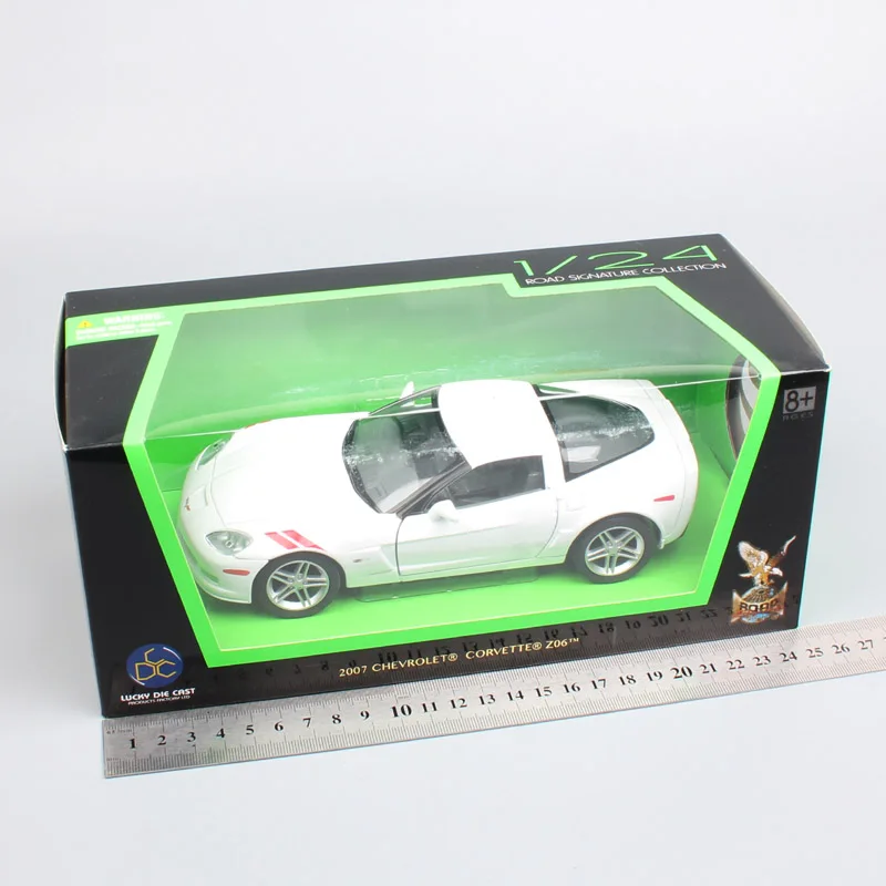 1/24 весы мини Chevrolet Corvette Z06 Stingray купе спортивные автомобили 2007 литые и модели
