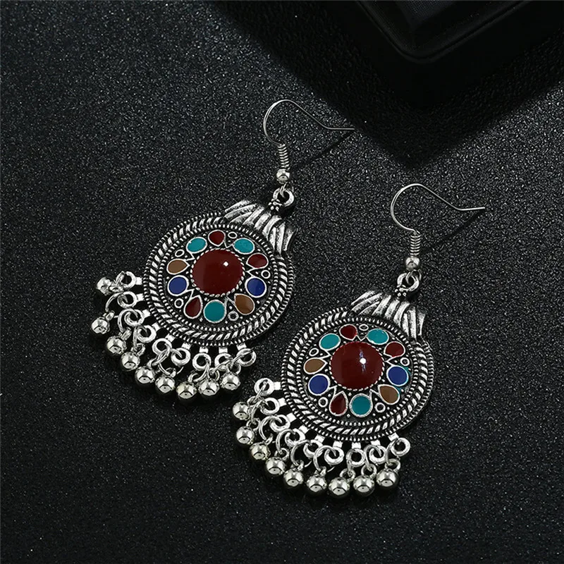 В Ретро этническом стиле Круглый Кулон крошечные бусины кисточкой ушной обруч